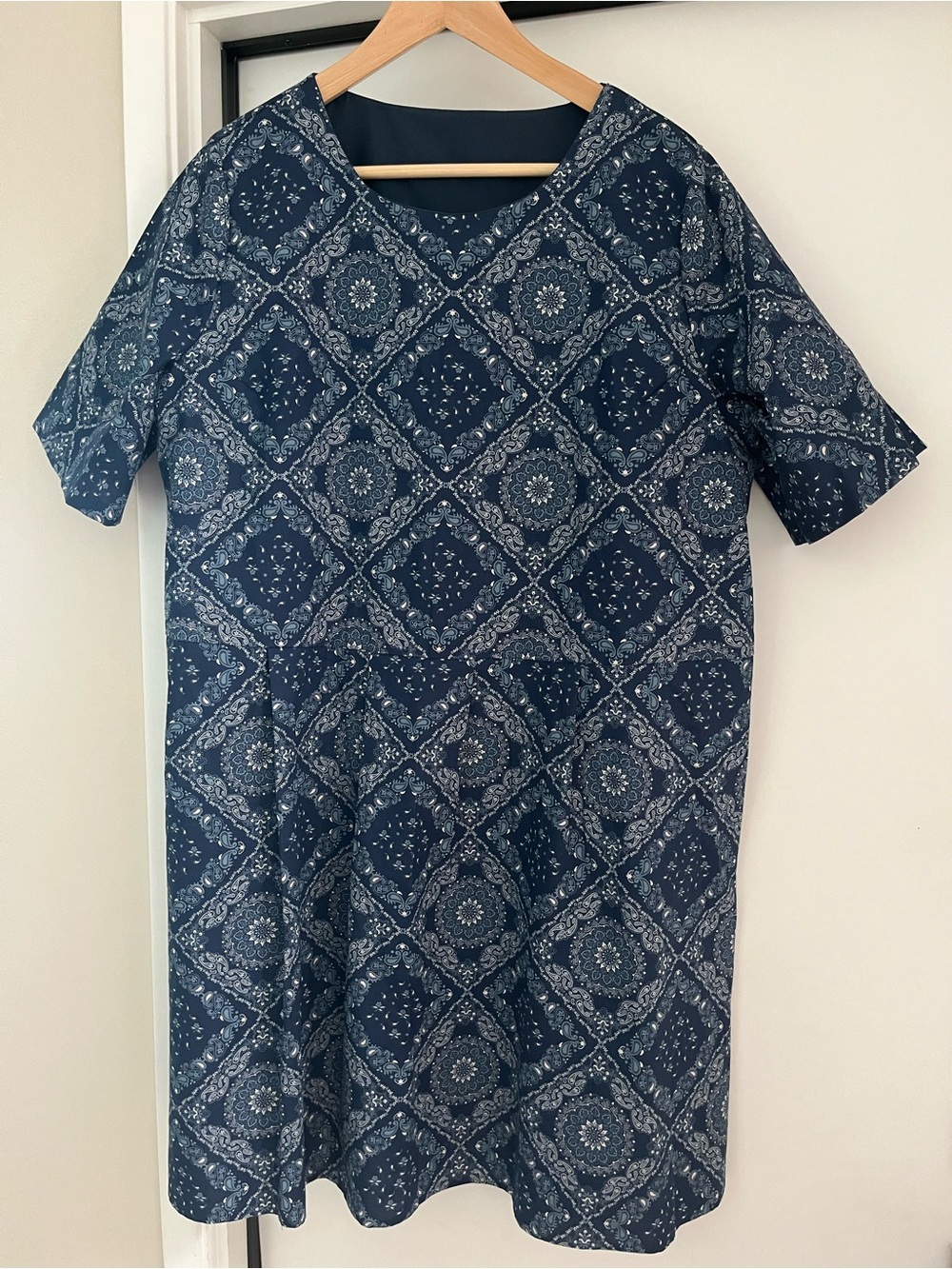 Women's Navy Blue Bandana-Print Short-Sleeve Dress